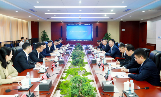 
与江西银行签署战略合作协议